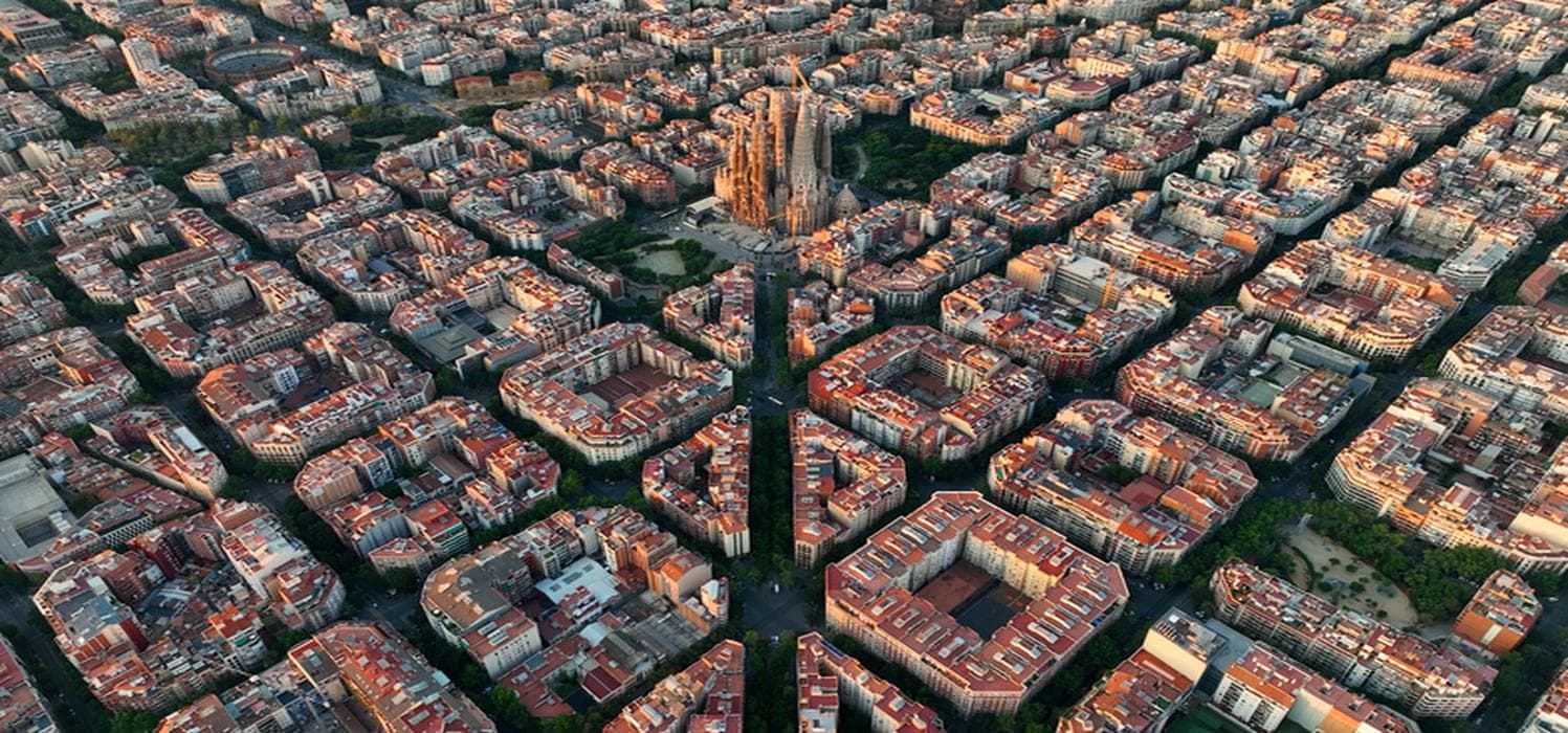 Schüler besuchen Barcelona auf einer Schulreise nach Spanien